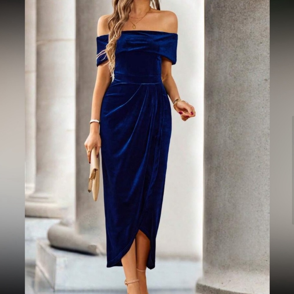 Luxe Velvet Off Shoulder Evening Party Wedding Formal dress - Picture 7 of 9